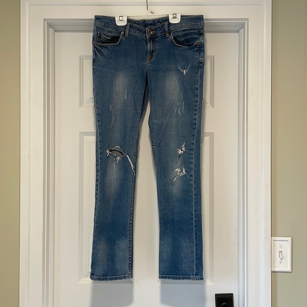 Slim Distressed Boyfriend Jeans